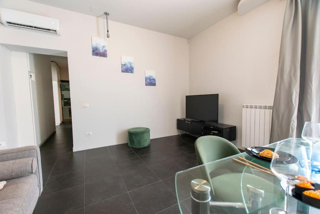 We Home - Sarpi House - Milano المظهر الخارجي الصورة